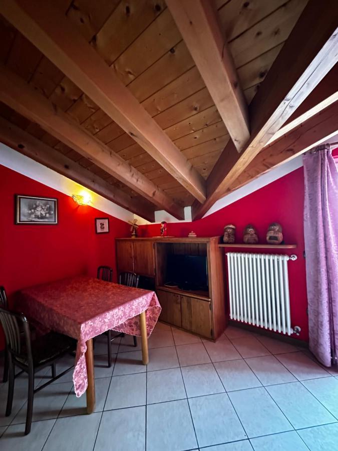 Residence Laguna Beach Pianello Del Lario Εξωτερικό φωτογραφία