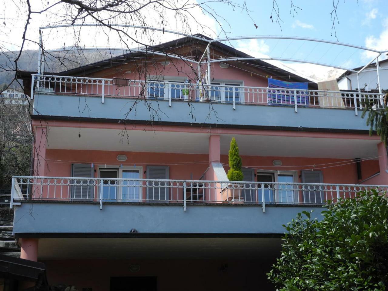 Residence Laguna Beach Pianello Del Lario Εξωτερικό φωτογραφία